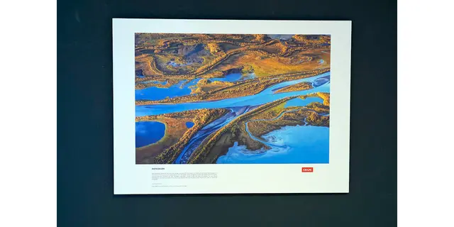 Titel: Rapadalen   -   Naturfotografien von Florian und Lisa Marie Smit.

Bild aus Artikel in Myheimat: „Skandinavien. Unberührte Wildnis – Naturfotografien von Florian und Lisa Marie Smit. Neue Ausstellung in der Städtischen Galerie Iserlohn.“