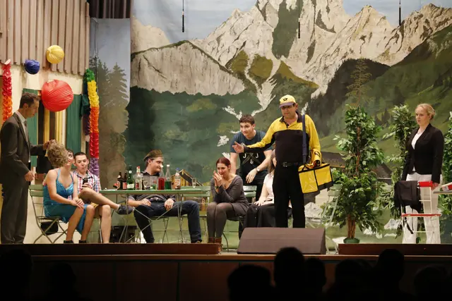 Das Herbertshofer Schützentheater aus der Saison 2014/2015 | Foto: Peter Heider