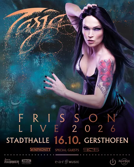 Tarja Turunen kommt in die Stadthalle Gersthofen. | Foto: Tim Tronckoe