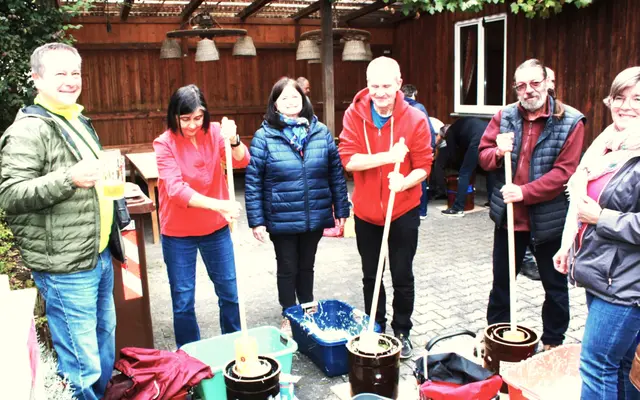 Der Obst- und Gartenbauverein erwartet auch heuer wieder zahlreiche Krautfreunde aller Altersklassen zum Krauthobeltag  im Vereinsheim. | Foto: Peter Heider