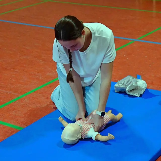 Reanimation eines Babys
