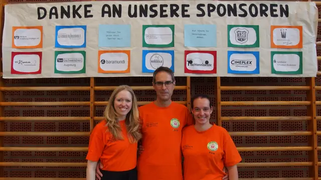 Das Orga-Team ist in der Übergangshalle beim TSG Lechhausen sehr glücklich.