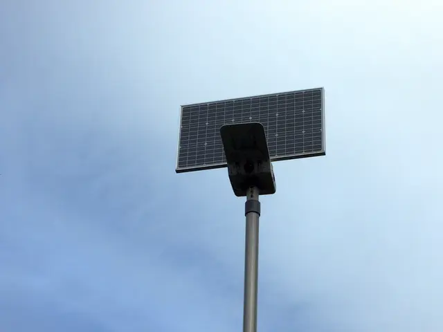 Solar-Mastleuchte/All - In - Two - Solarstraßenleuchte | Foto: Siegmund Walter, 19.09.2026, 11:34 Uhr