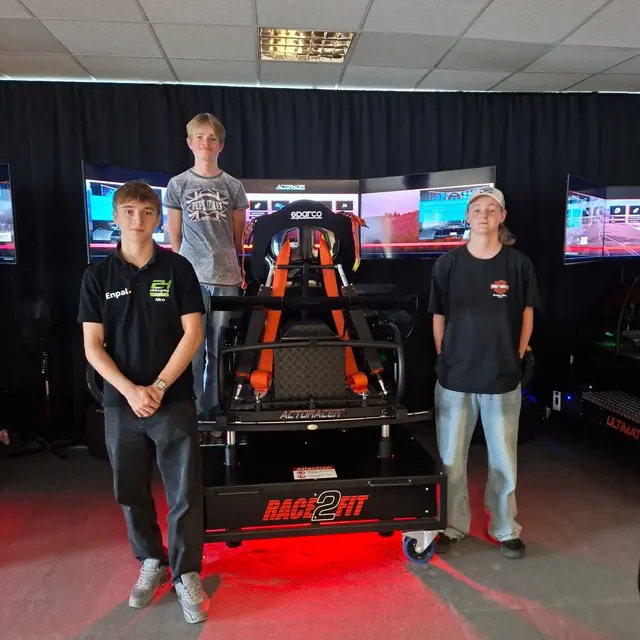 Nico Greth, Jonas Haake, Tim Jakob vom SMC eSports Team