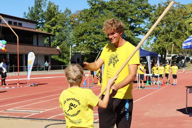 Auch das Trainercoaching darf am Wettkampftag selbst nicht zu kurz kommen... | Foto: M. Linder