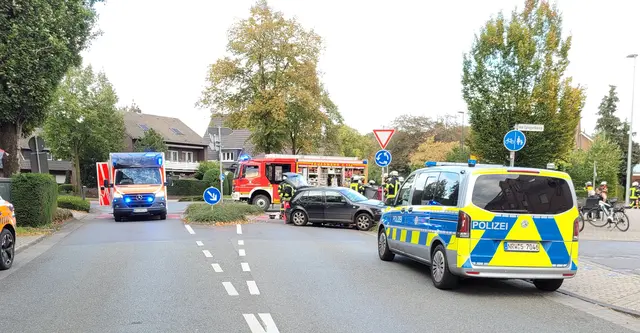92-Jährige verursacht schweren Verkehrsunfall