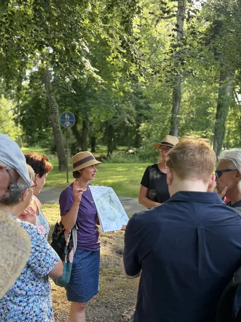 Große Resonanz auf die Geländeführungen der Landesgartenschau Günzburg 2029: Mehr als 500 Menschen lernten das künftige Landesgartenschaugelände 2026 vor Ort kennen. | Foto:  Carmen Willer/Landesgartenschau Günzburg 2029 GmbH 