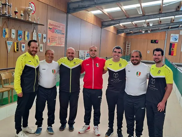 Im Halbfinale spielte die Mannschaft des TSV Gersthofen gegen Dettingen/Erms. | Foto: Jakob Kraus