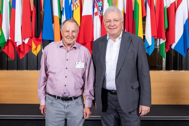 Der Gewinner Dieter Sauler aus Meitingen mit dem Europaabgeordneten Markus Ferber. | Foto: CSU-Europabüro 
