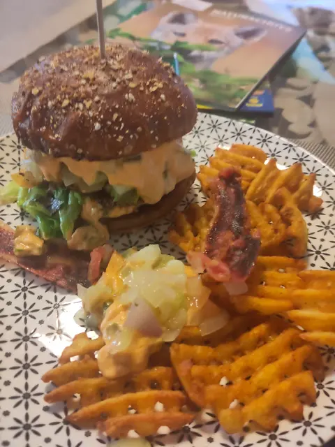 Ebenfalls ohne Cookit. Den gibt es bei keiner Fast-Food-Kette.