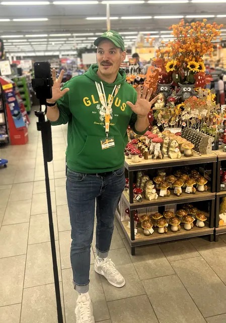 Markus Klaus-Lindenau bringt den Humor auf die Smartphones der Menschen.
Foto: Globus

