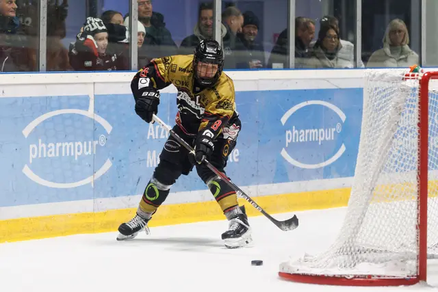 Mit dem Siegtreffer und einer Vorlage wurde Tim Bullnheimer zum besten Spieler der Königsbrunner gewählt. 
 | Foto: Dietmar Ziegler