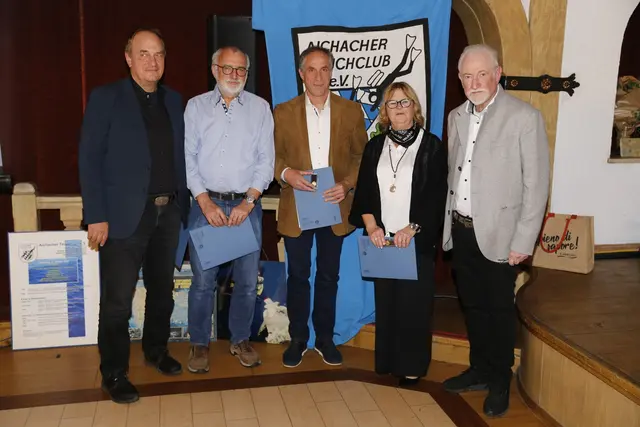 Der Vorstand des Tauchclubs Aichach | Foto: Tauchclub Aichach