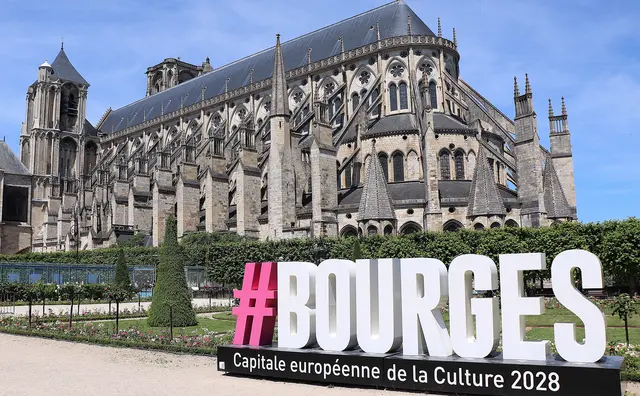 60 Jahre Städtepartnerschaft Bourges. Rückblick am 11.11.2026  auf die Reise zur 60-Jahrfeier der AFAC in Bourges und Ausblick auf 2027 mit Luisa Kugler