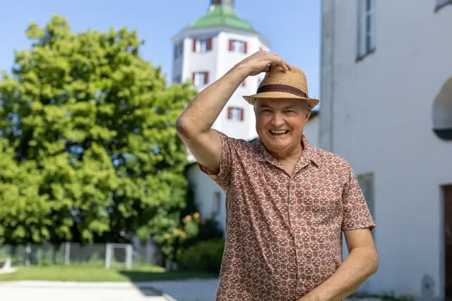 In den vergangenen sieben Monaten wurden knapp 60 öffentliche Rundgänge unter anderem mit Stadtführer Manfred Häußler angeboten.  | Foto: Heiko Grandel / Stadt Günzburg