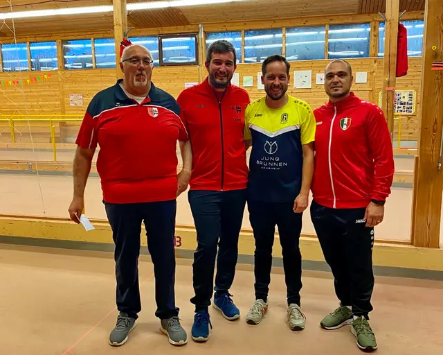 Die Sieger des Turniers von links: Rodolfo Billi (SSV Anhausen), Sven Orend (SSV Anhausen), Jakob Kraus (TSV Gersthofen), Giuseppe Macrini (BC Dettingen/Erms) | Foto: Sven Orend