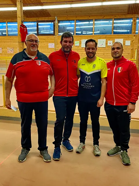 Die Sieger des Turniers von links: Rodolfo Billi (SSV Anhausen), Sven Orend (SSV Anhausen), Jakob Kraus (TSV Gersthofen), Giuseppe Macrini (BC Dettingen/Erms) | Foto: Sven Orend