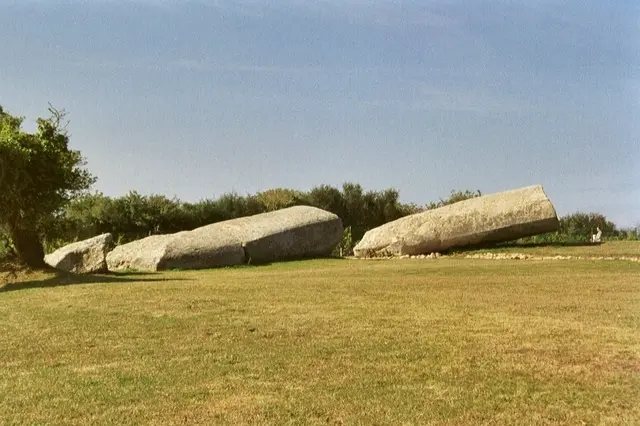 22 - der große zerbrochene Menhir (Grand Menhir brisé) von Er Grah in Locmariaquer | Foto: GvMeegen