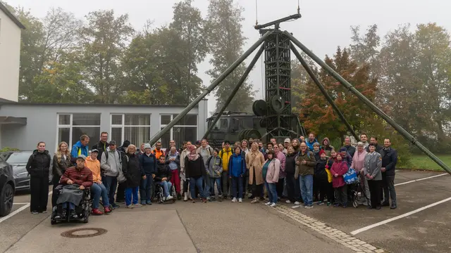 Angehörige des Informationstechnikbataillons 292, der Caritas Dillingen und der Lebenshilfe Dillingen sowie Wertingen feierten zusammen zum 40. Mal den Tag der Begegnung. | Foto: Thomas Straka