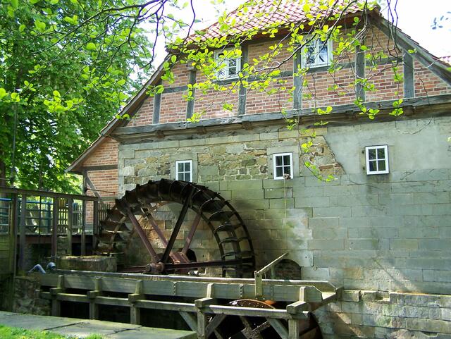 Wassermühle Laderholz im Frühling