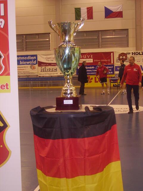 Siegerpokal der MFO Mini WM