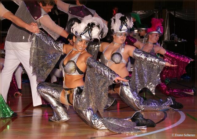 "Colours of the sea" Hollaria Showtanzgruppe