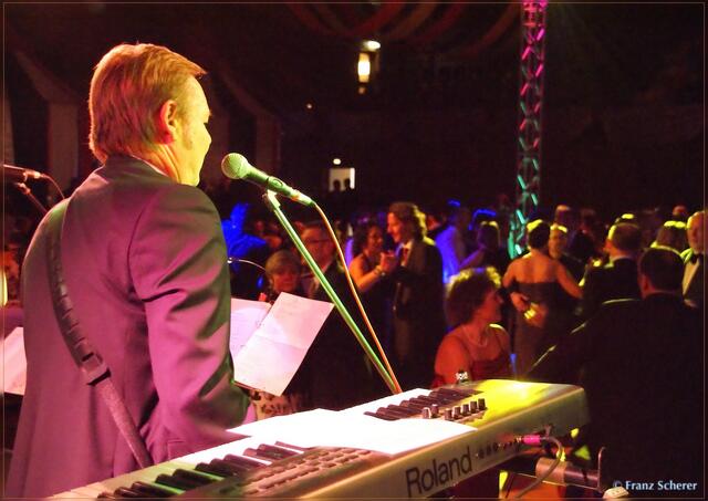 Tom Lorenz-Band in Aktion