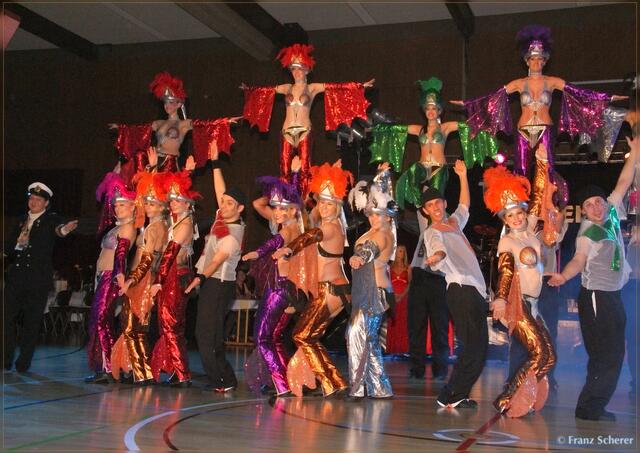 "Colours of the sea" - Hollaria Showtanzgruppe