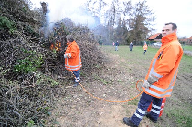 Osterfeuer Großenheidorn