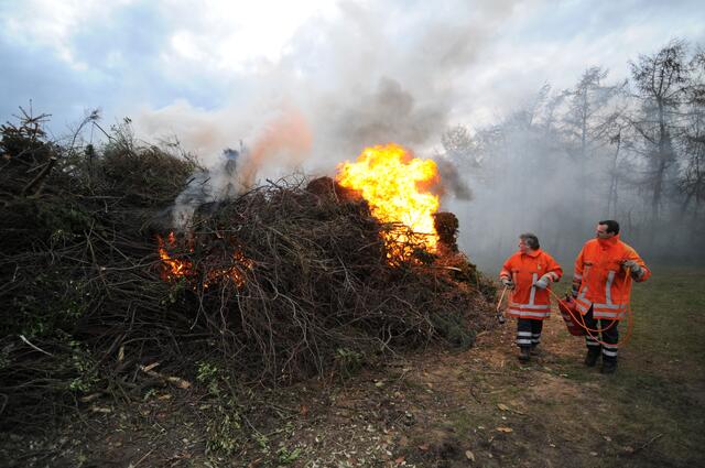 Osterfeuer Großenheidorn