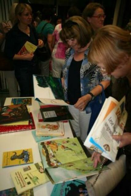 Vorlesen und Erzählen - Ein Lecture_Offenbach-Workshop mit Buchempfehlungen der Stiftung Lesen