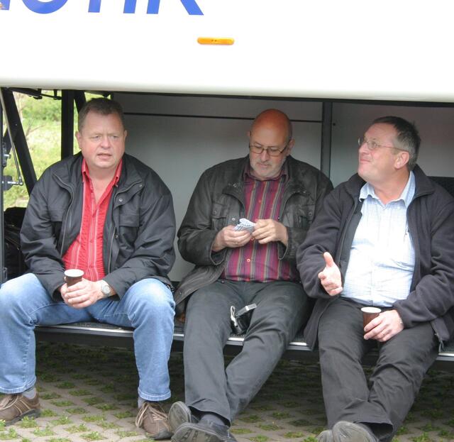 Wo bleibt die Bedienung ?