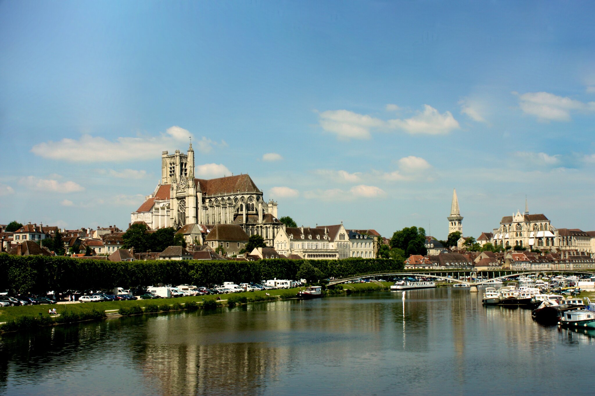 2. Schlösser der Loire 23. Juni 2010 Auxerre Video