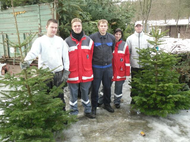 Jens Zimmermann, Thomas Pierschel, Ruben Berth, Daniela Pierschel und Sascha Zimmermann vom DRK-Mornshausen/S.