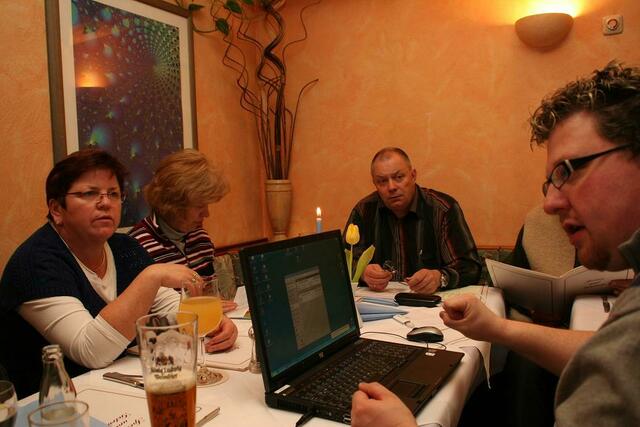Der gemütliche Teil – auch hier darf der Computer nicht fehlen (Foto: Heinrich Kowalski) | Foto: Heinrich Kowalski
