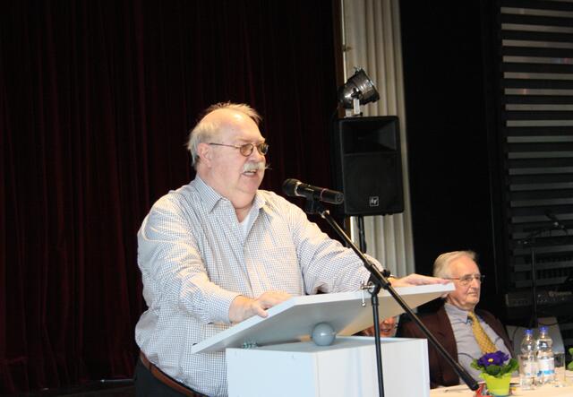 Willi Völksen als Wahlvorstand