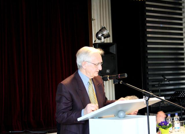 Johannes Altmeppen beim Kassenbericht
