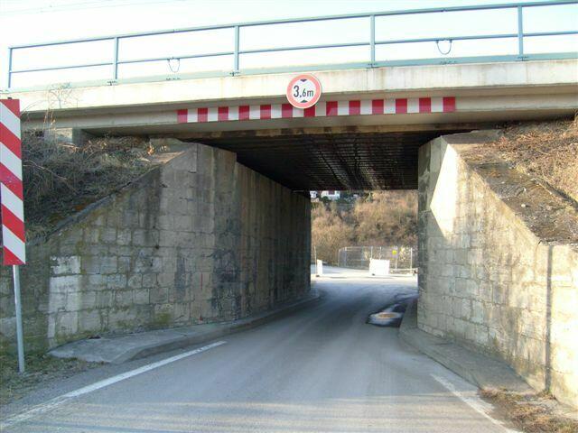 Wird dieser Tunnel vielleicht verbreitert, wenn die Saalebrücke fertig ist?