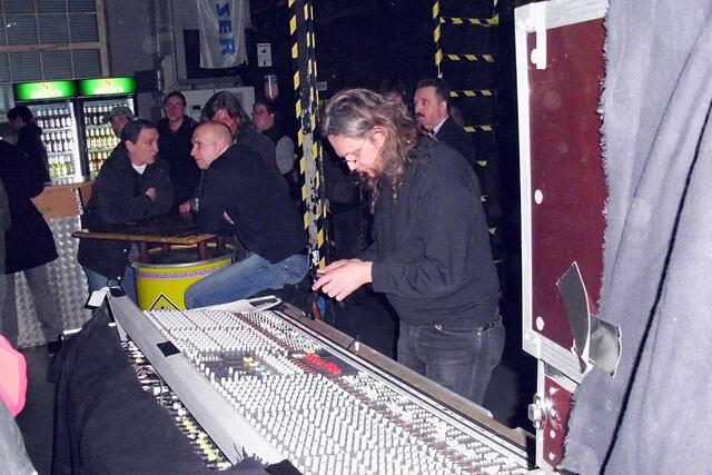 Hannover 18.03.11 - Alex, der JANE-Soundmixer mit der sicheren Hand
