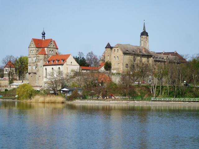 Schloß Seeburg von der Uferpromonade !