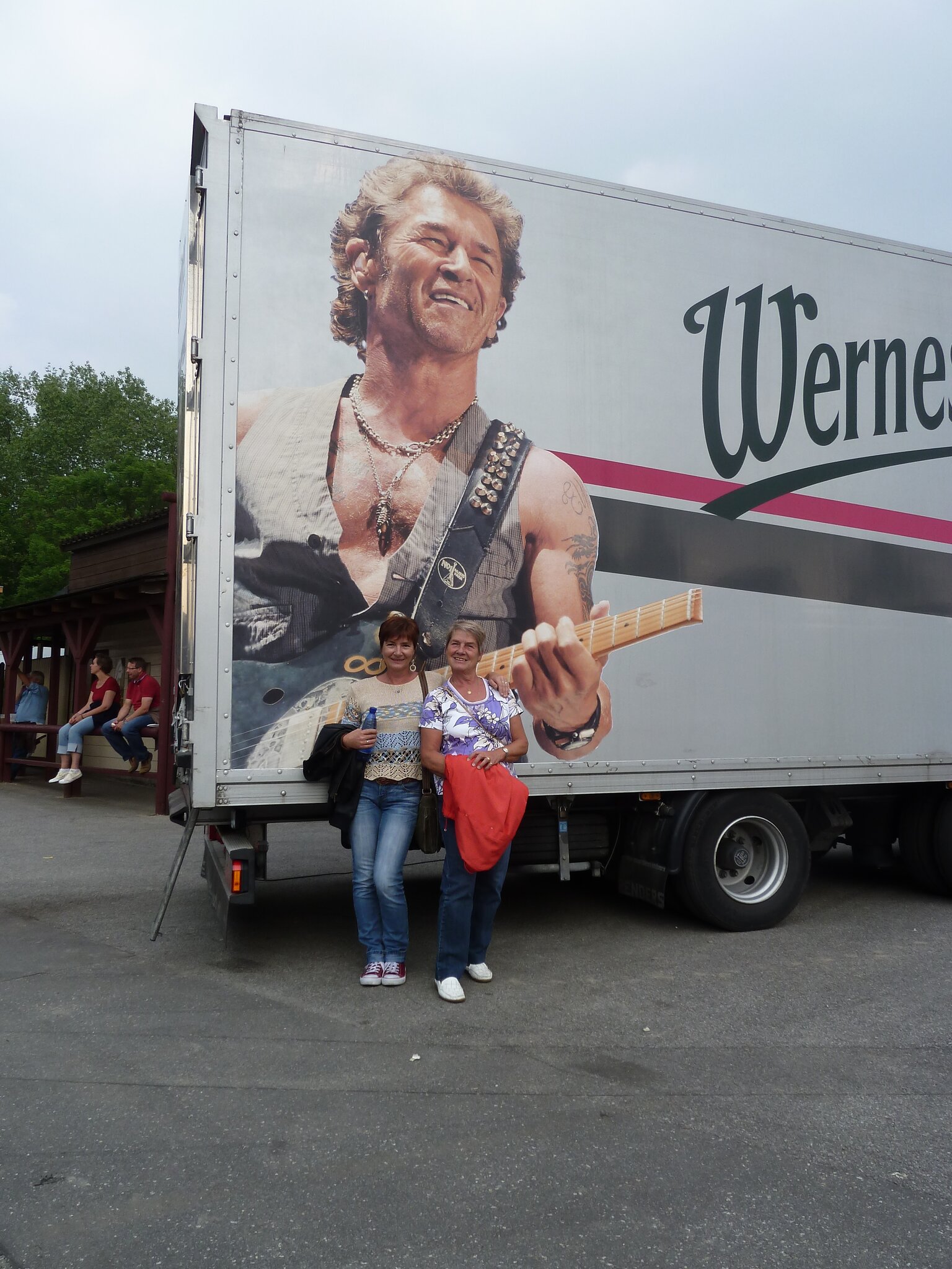  Eine tolle Show mit Peter Maffay in Bad Segeberg. Illustration 