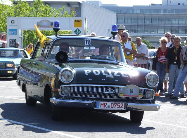 Polizei Opel Kapitän PL
