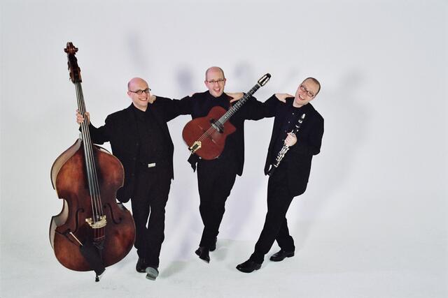 “A tickle in the heart“ - Swing & Klezmer-Trio aus Köln