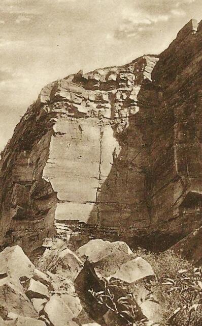 Steilwand im Nebraer Sandsteinbruch