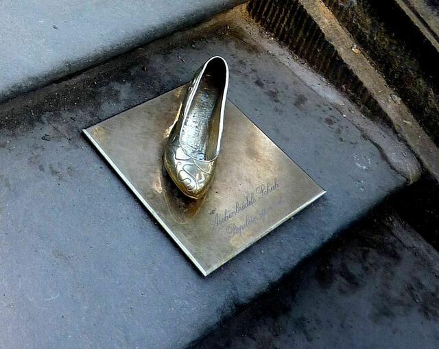Der Goldene Schuh