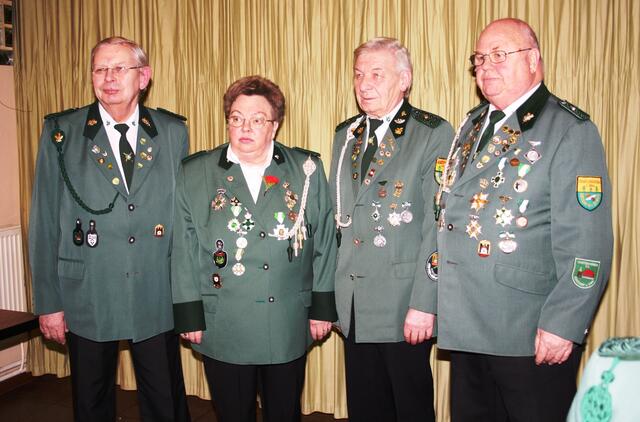 ...... von links - Klaus Krull, Ingrid Widdelmann, Helmut Sacha und Günter Fiene.