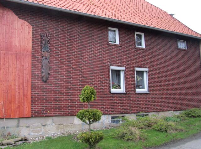 Von hier ging es über den Feldweg in den Deister