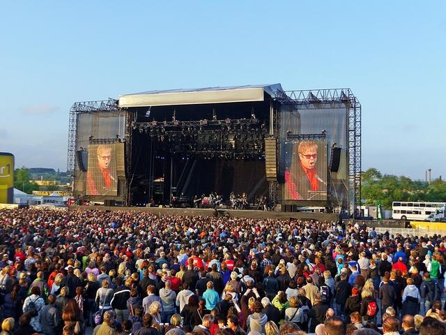 Elton John live