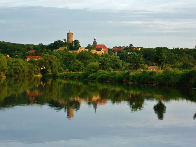 Flussspiegelung - Schönburg !
