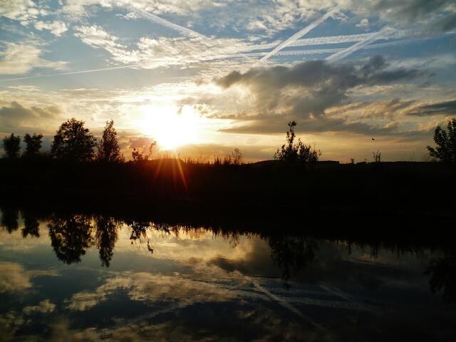 Flussspiegelung - Sonnenuntergang !